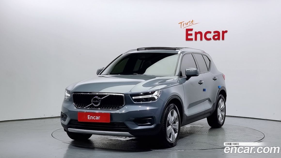 Volvo XC40 2021