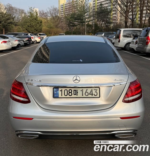 Mercedes-Benz E-Class 2017