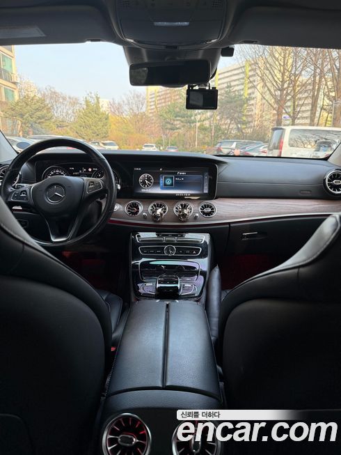 Mercedes-Benz E-Class 2017