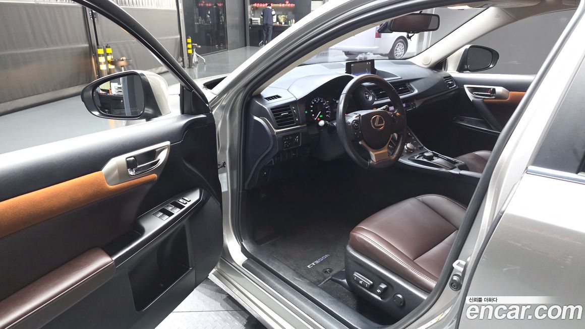 Lexus CT200h 2018