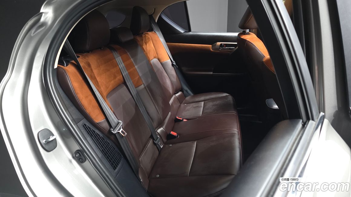 Lexus CT200h 2018