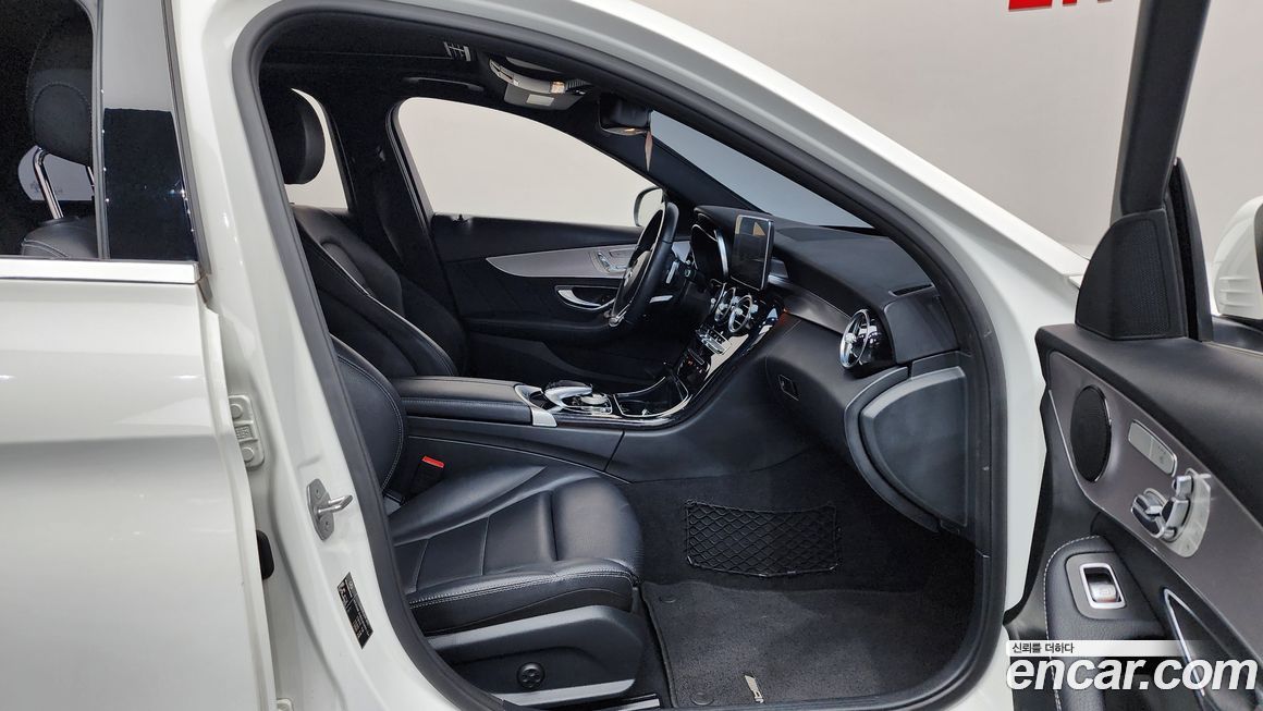 Mercedes-Benz C-Class 2018