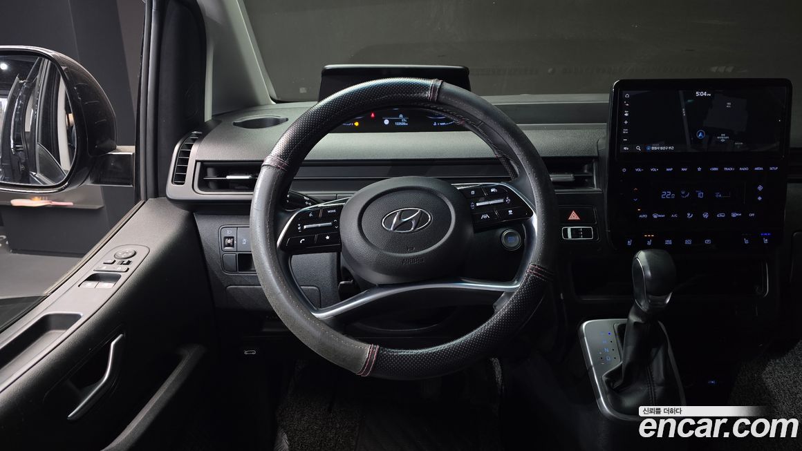 Hyundai Staria 2022