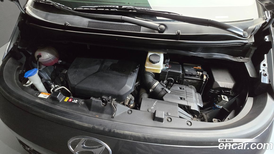 Hyundai Staria 2022
