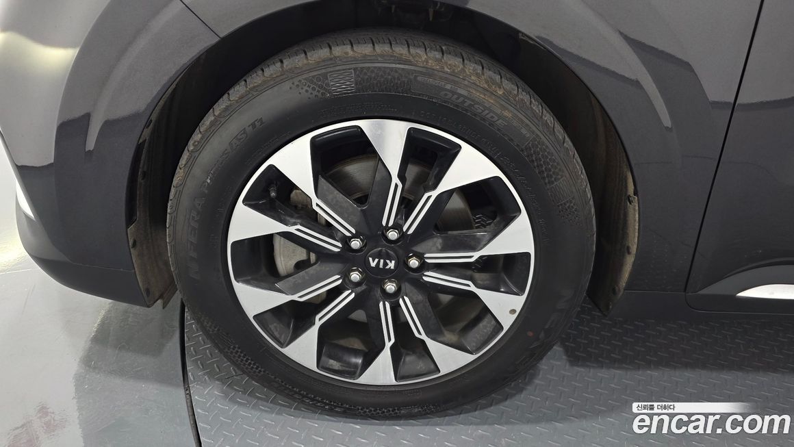 Kia Canival 2021