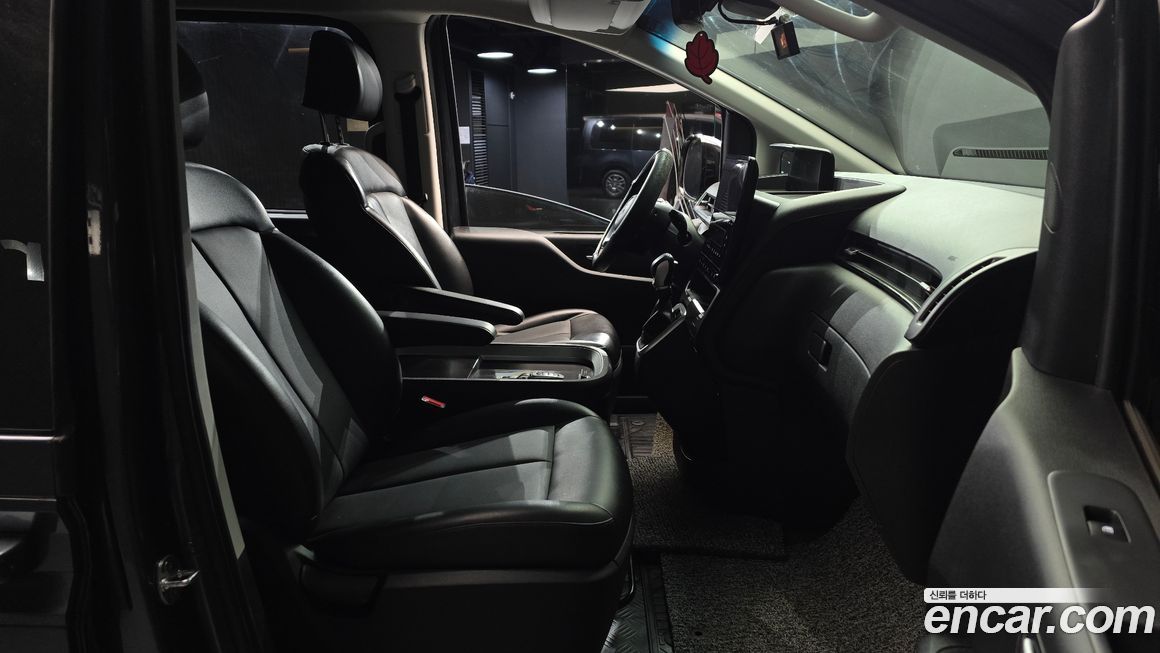 Hyundai Staria 2022