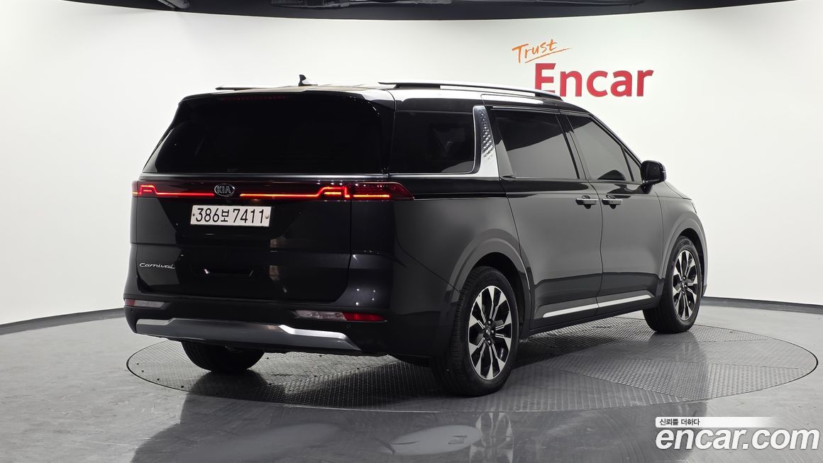 Kia Canival 2021
