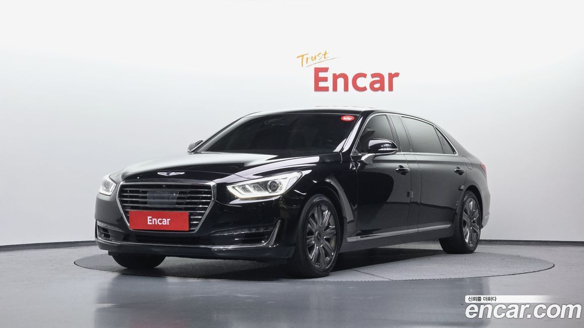 Genesis EQ900 2017