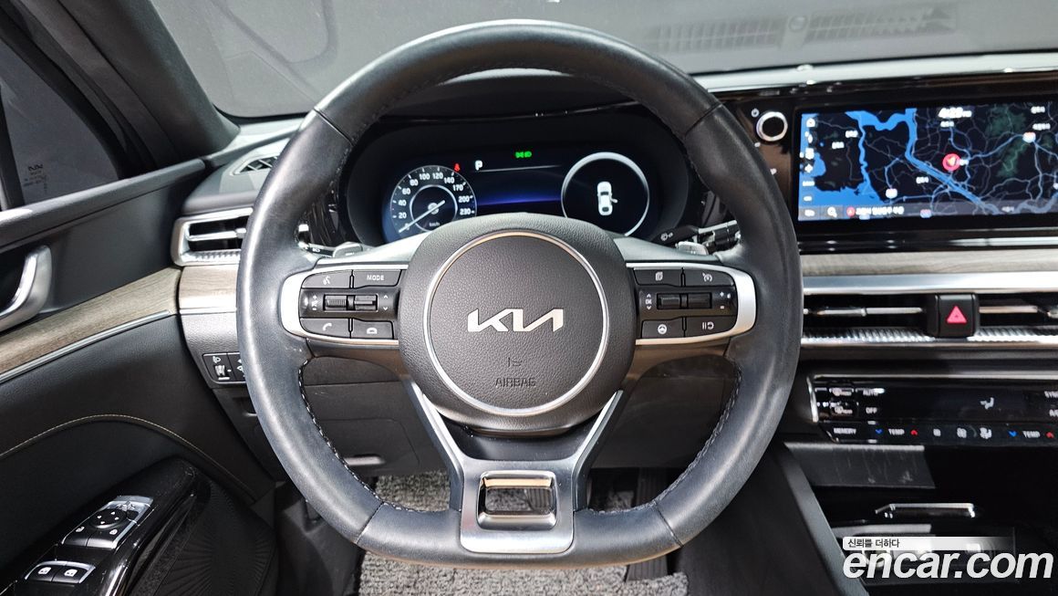 Kia K5 2023