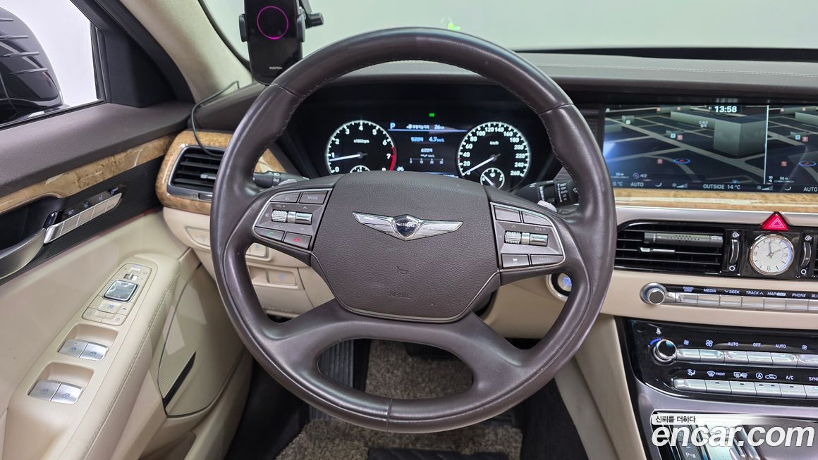 Genesis EQ900 2016
