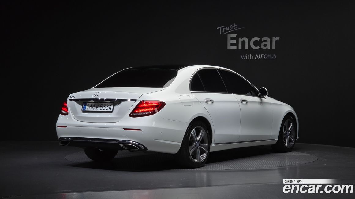 Mercedes-Benz E-Class 2017