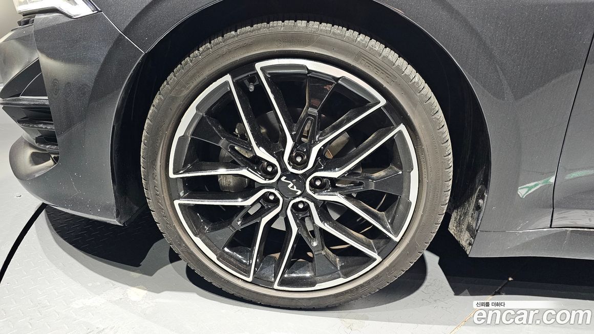 Kia K5 2023
