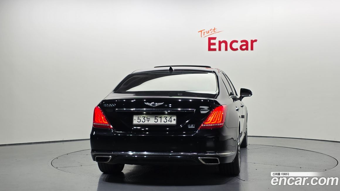 Genesis EQ900 2016