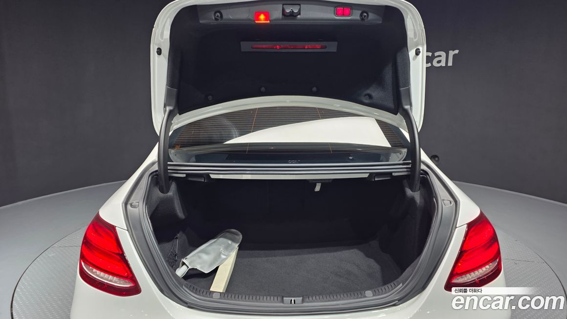 Mercedes-Benz E-Class 2017