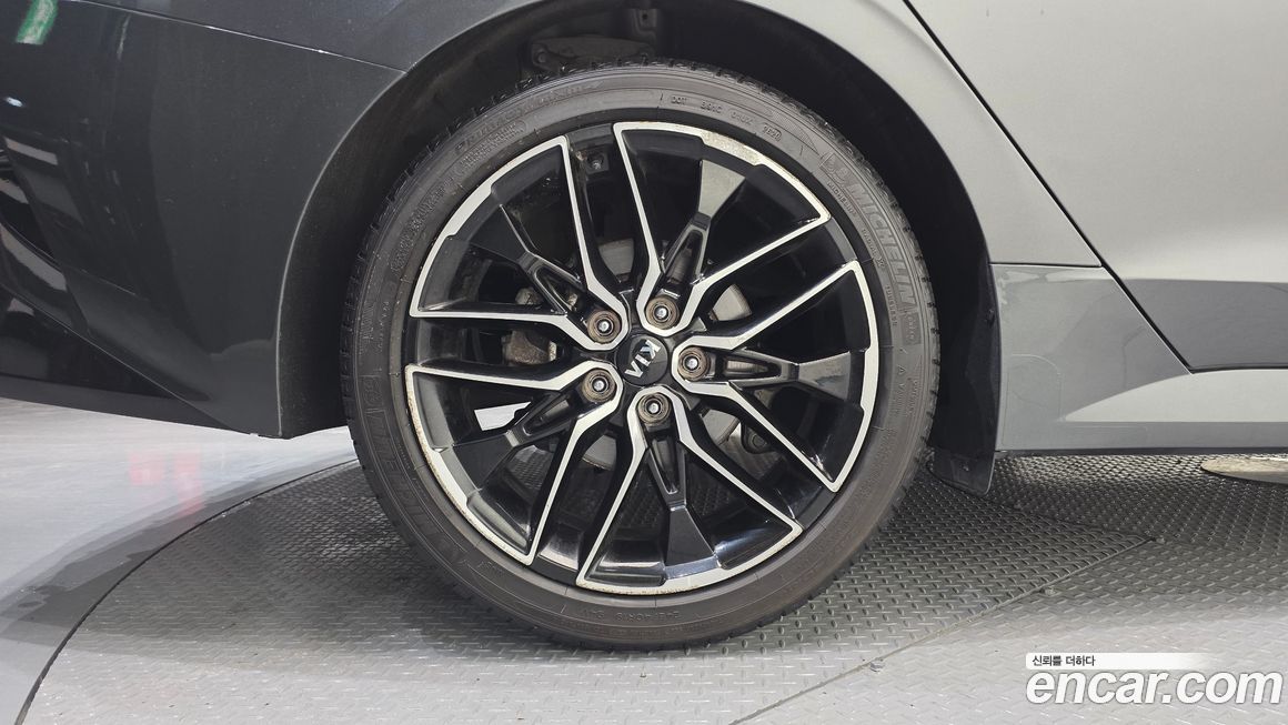 Kia K5 2021