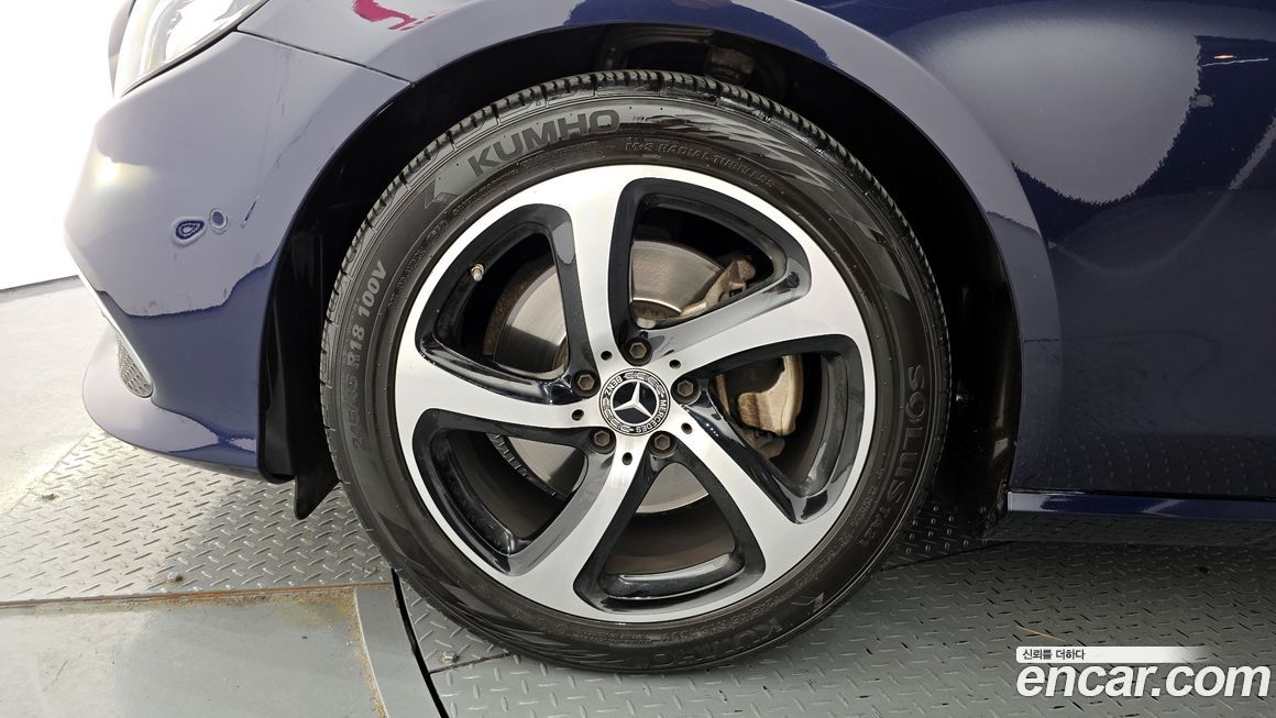 Mercedes-Benz E-Class 2020