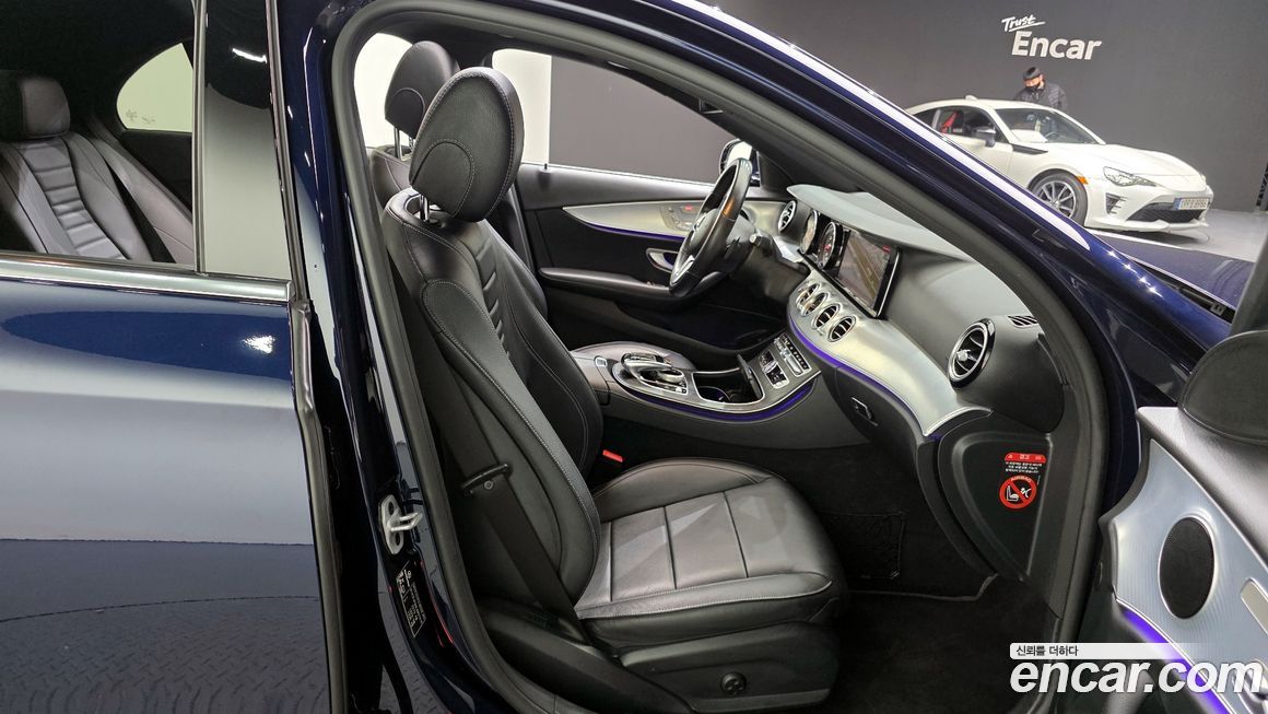 Mercedes-Benz E-Class 2020