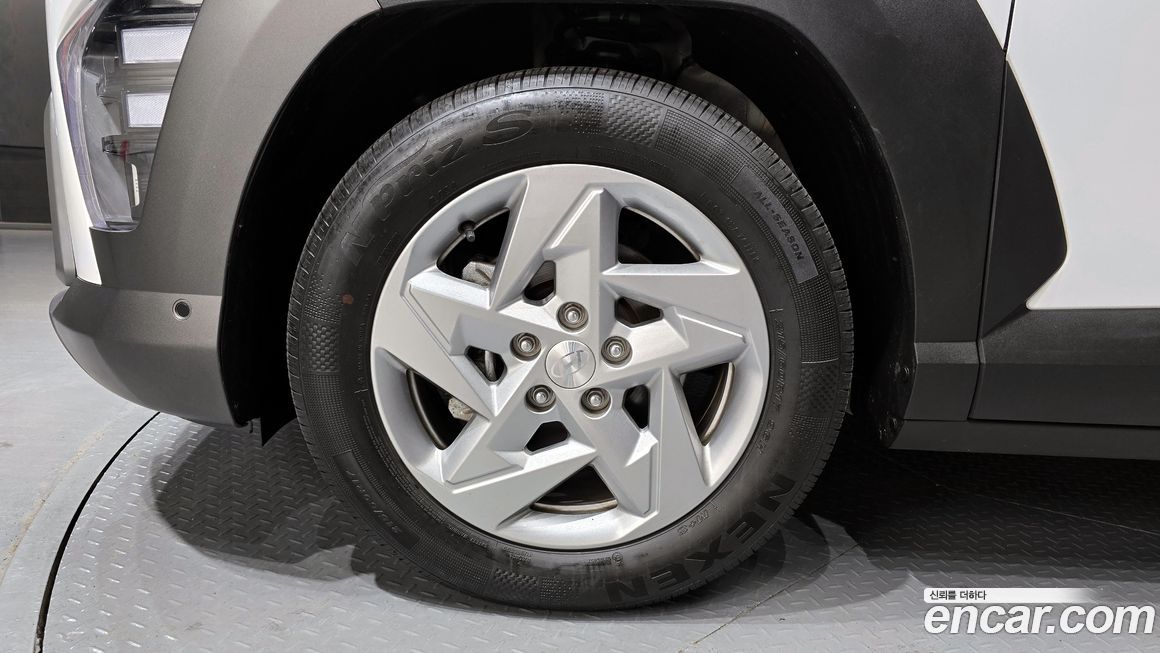 Hyundai Kona 2025