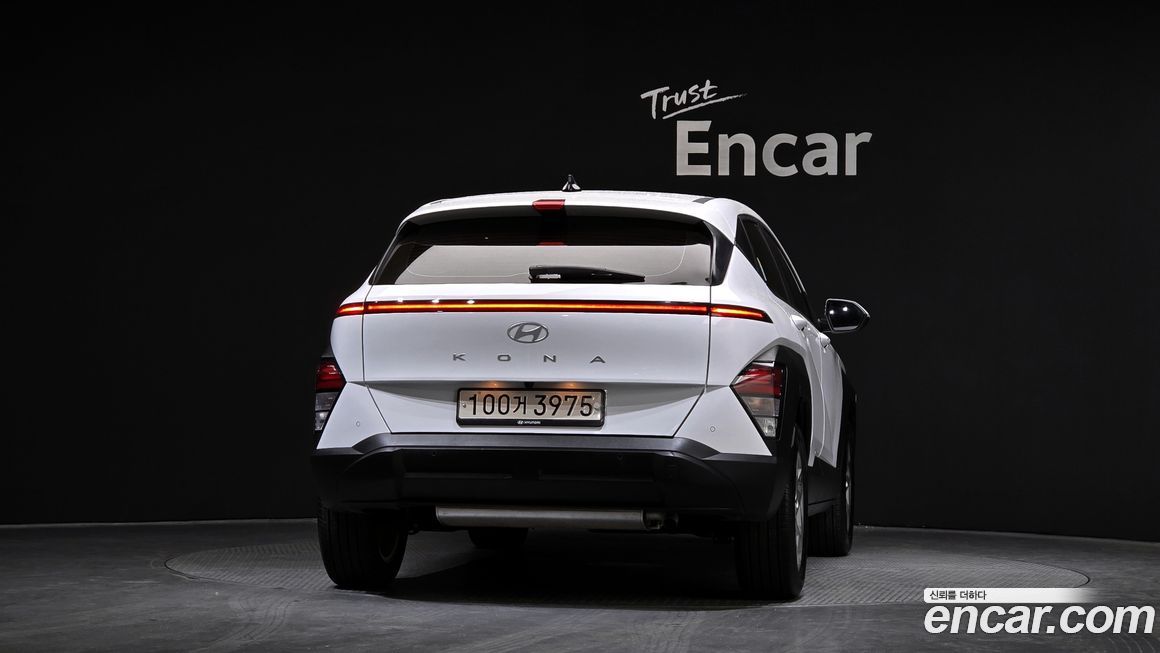 Hyundai Kona 2025