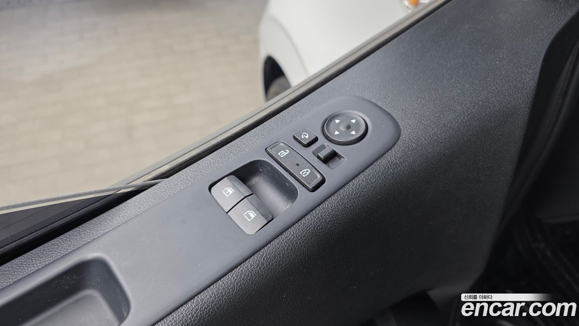 Hyundai Staria 2024