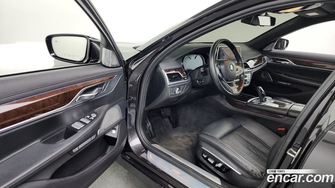 BMW 7-Series 2016