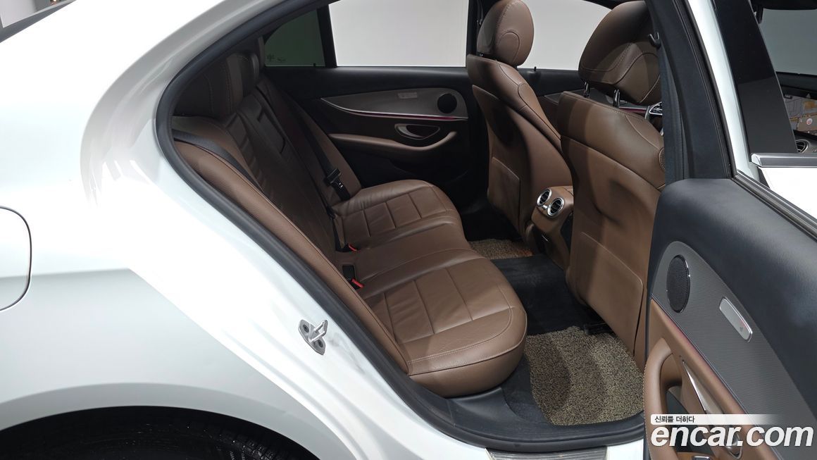 Mercedes-Benz E-Class 2019