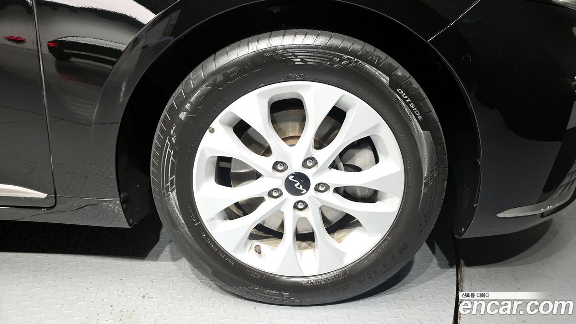 Kia K8 2022