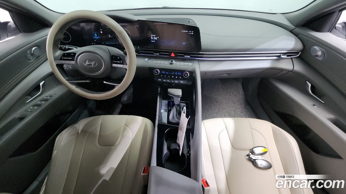 Hyundai AVANTE 2024