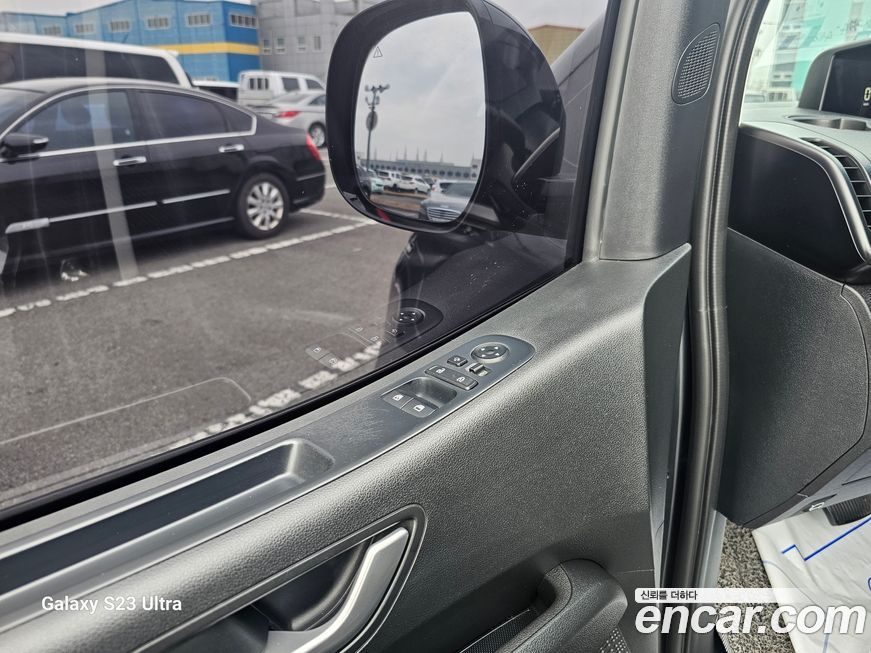 Hyundai Staria 2022