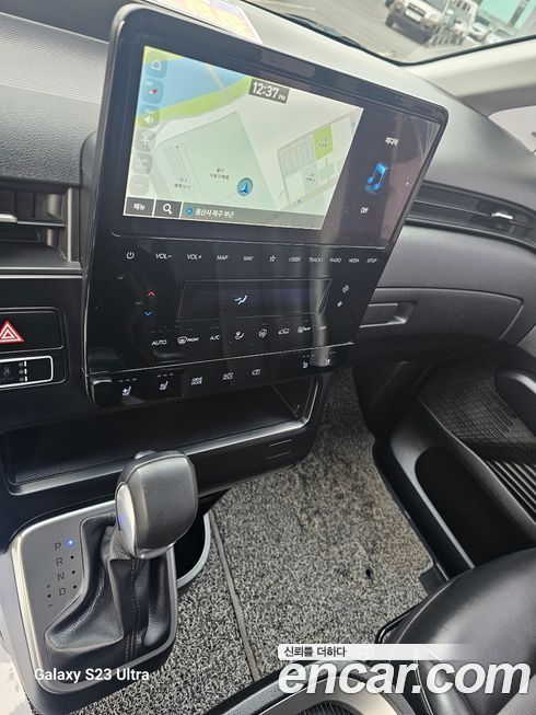 Hyundai Staria 2022