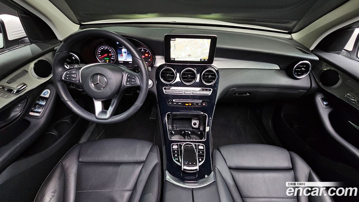 Mercedes-Benz GLC-Class 2018