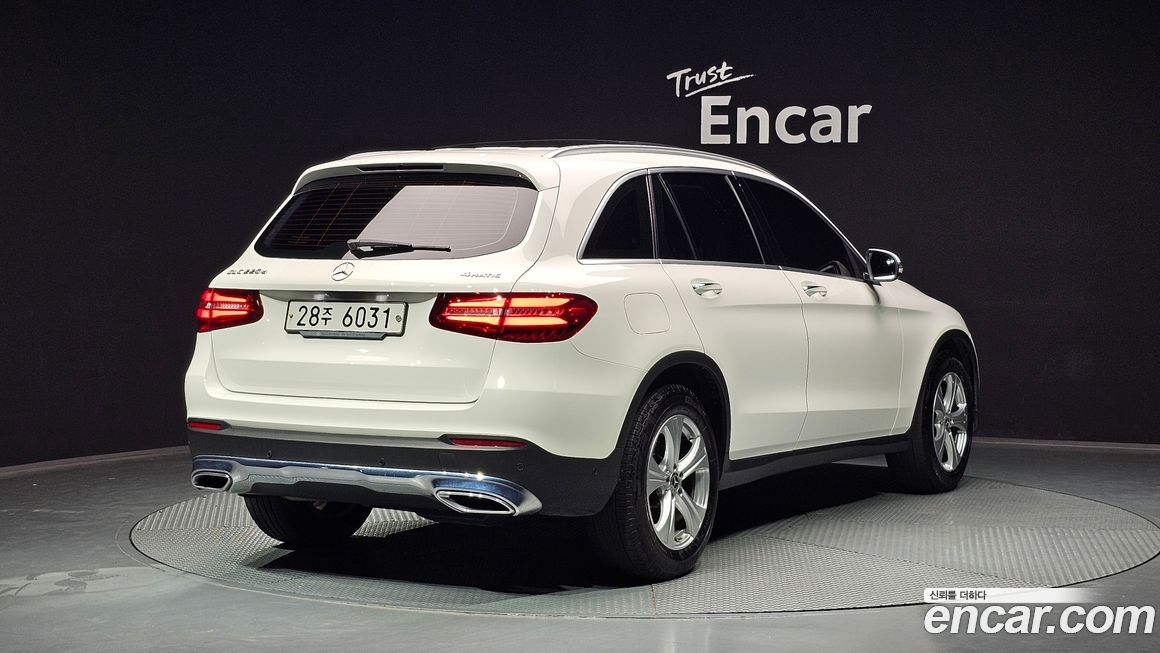 Mercedes-Benz GLC-Class 2018