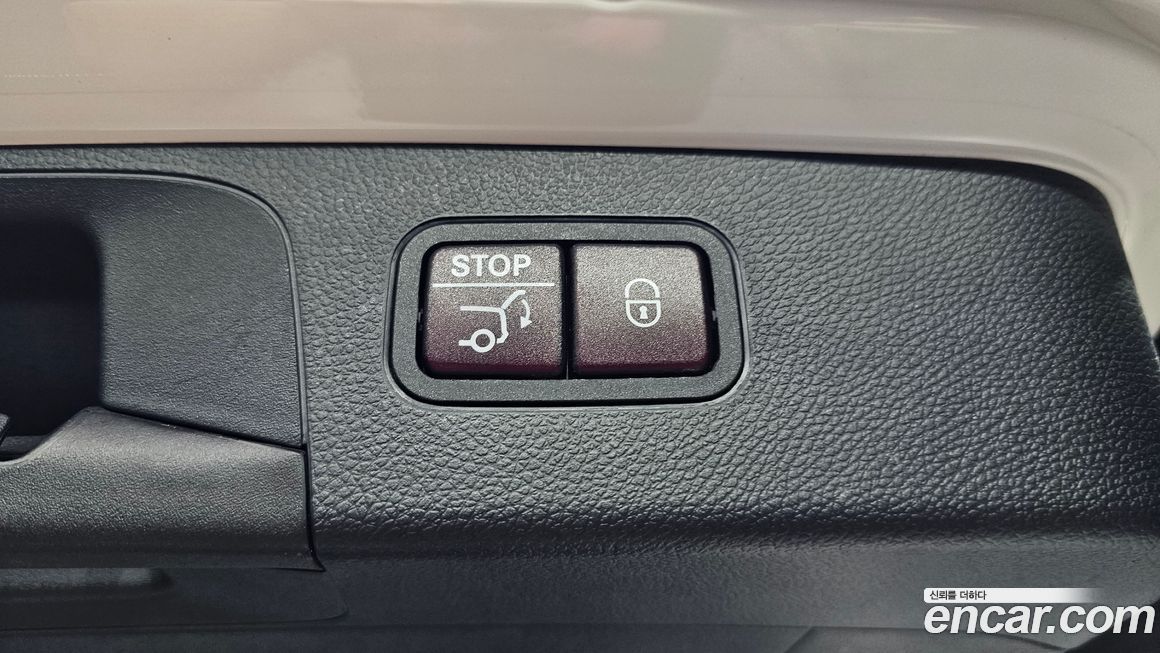 Mercedes-Benz GLC-Class 2018