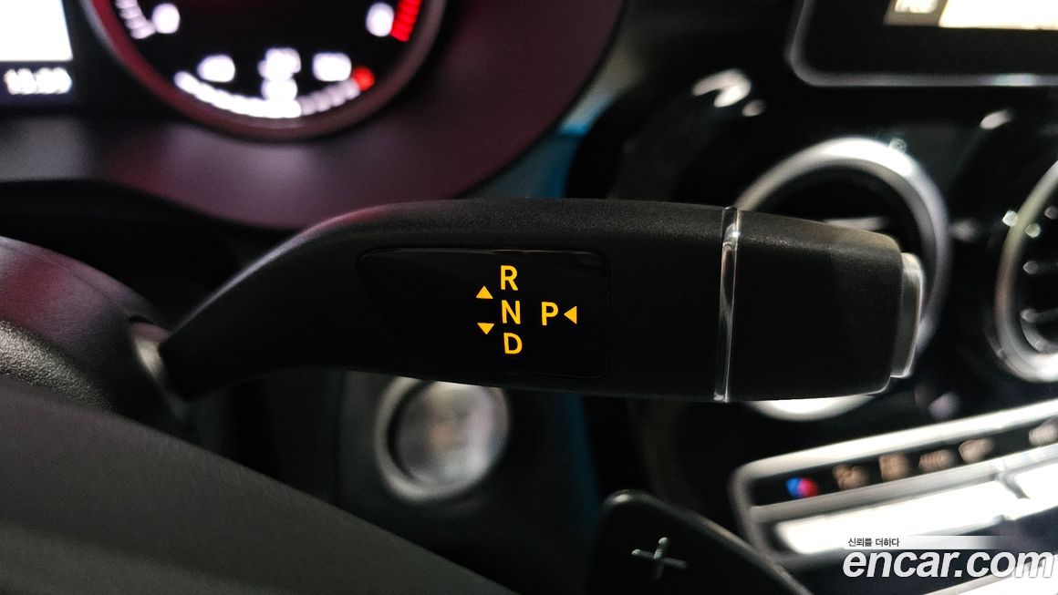 Mercedes-Benz GLC-Class 2018