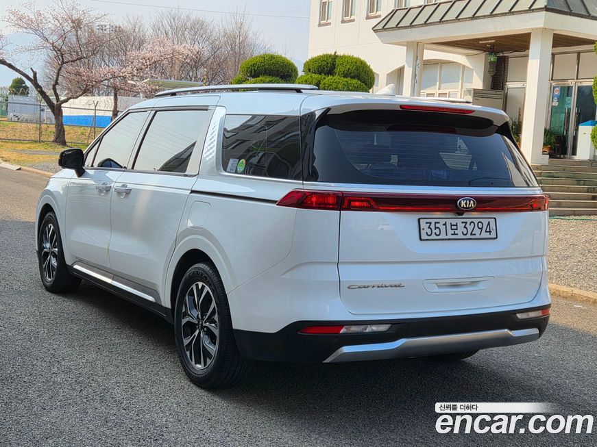 Kia Canival 2021