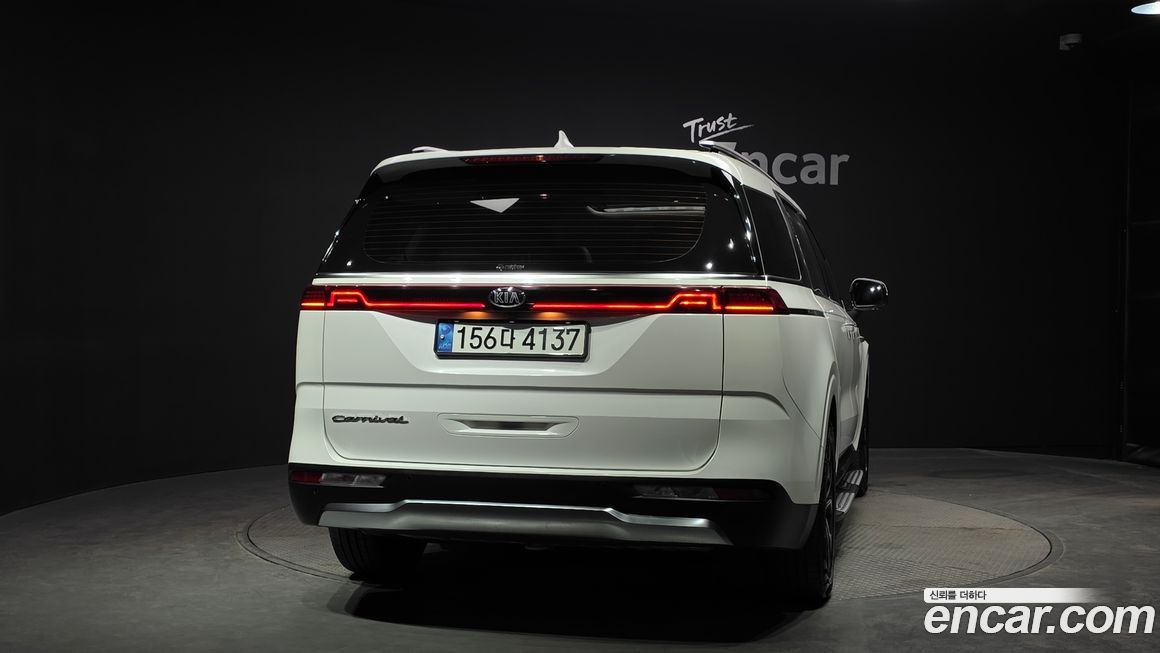 Kia Canival 2021