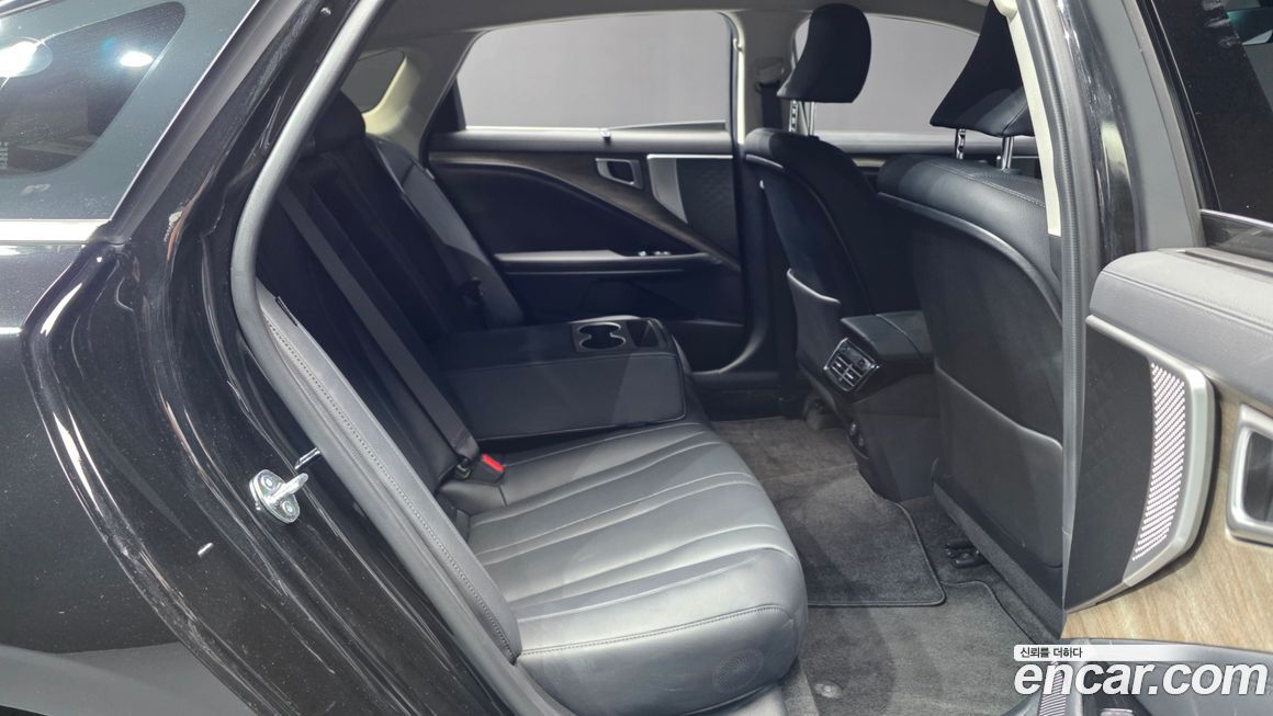 Kia K8 2024