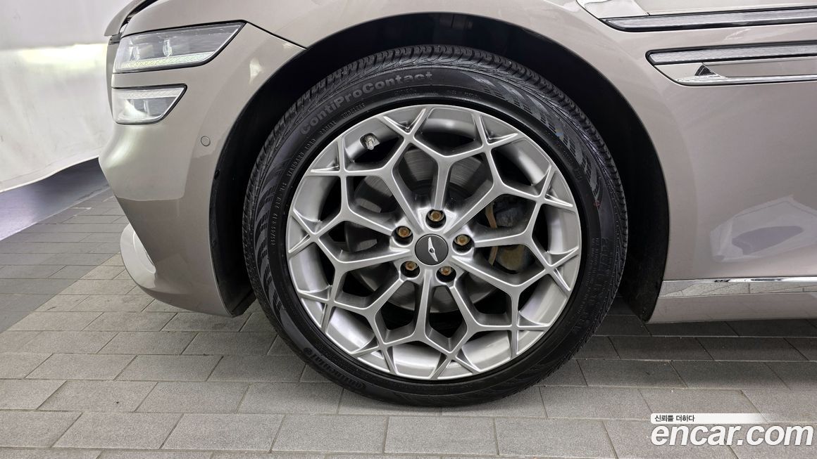 Genesis G80 2021