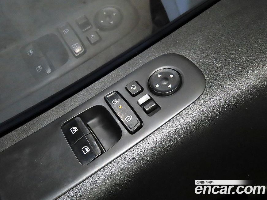 Hyundai Staria 2025