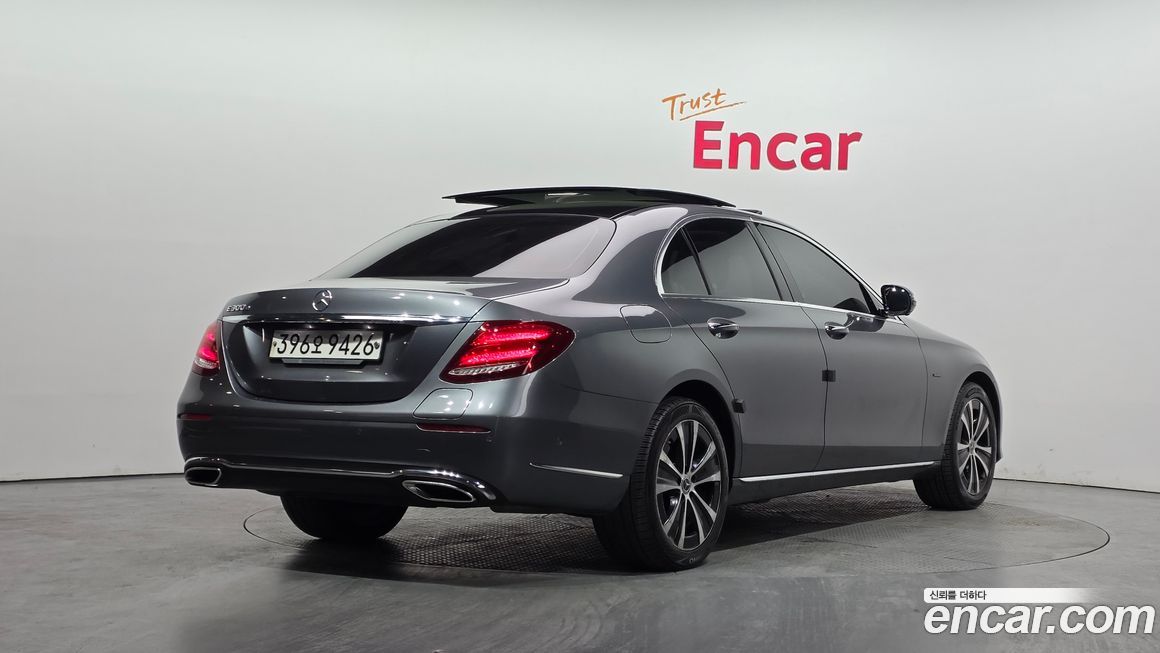 Mercedes-Benz E-Class 2019
