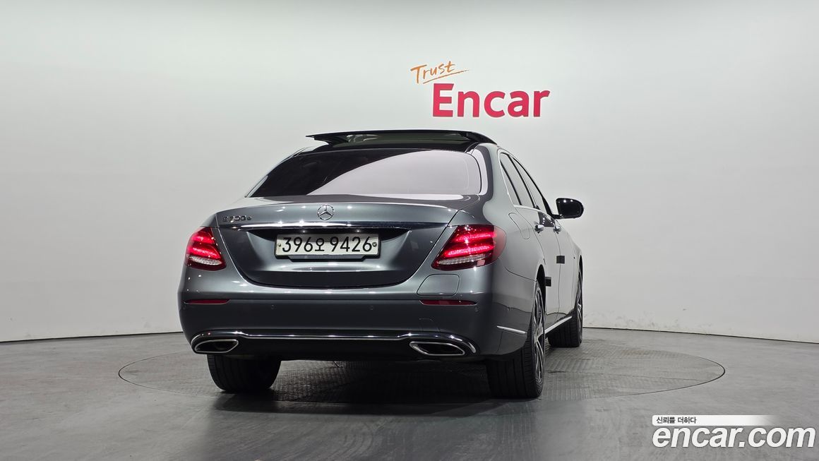 Mercedes-Benz E-Class 2019