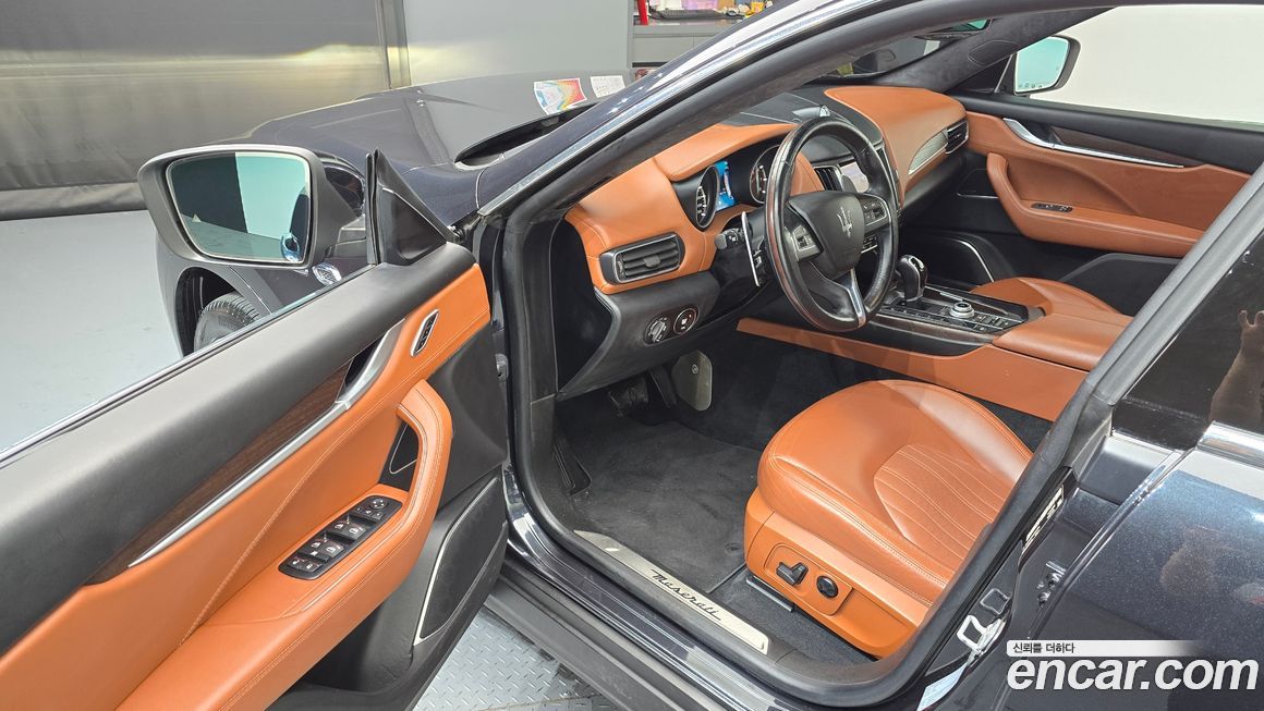 Maserati Levante 2017