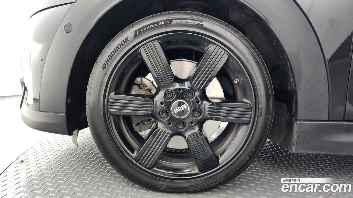 Mini Cooper Convertible 2023