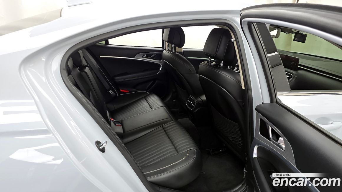 Genesis G70 2021