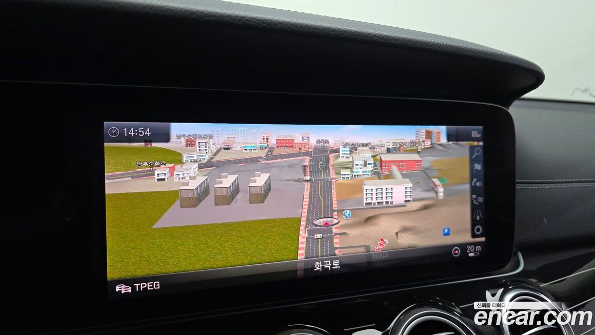 Mercedes-Benz E-Class 2019