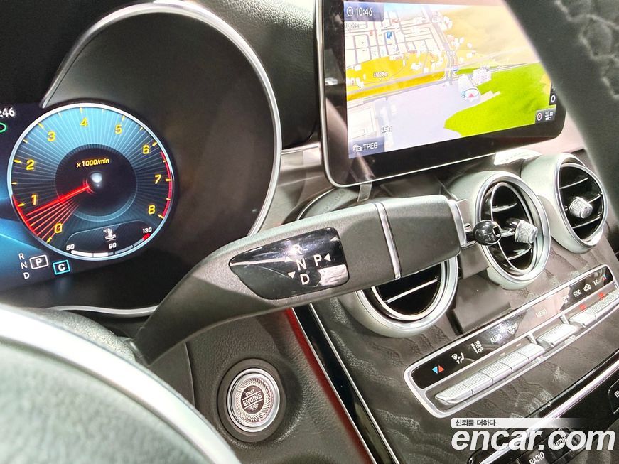 Mercedes-Benz C-Class 2021