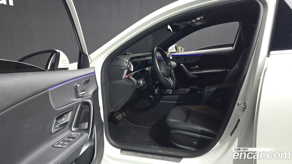 Mercedes-Benz A-Class 2023