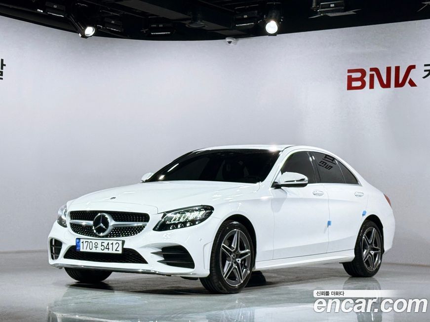 Mercedes-Benz C-Class 2021