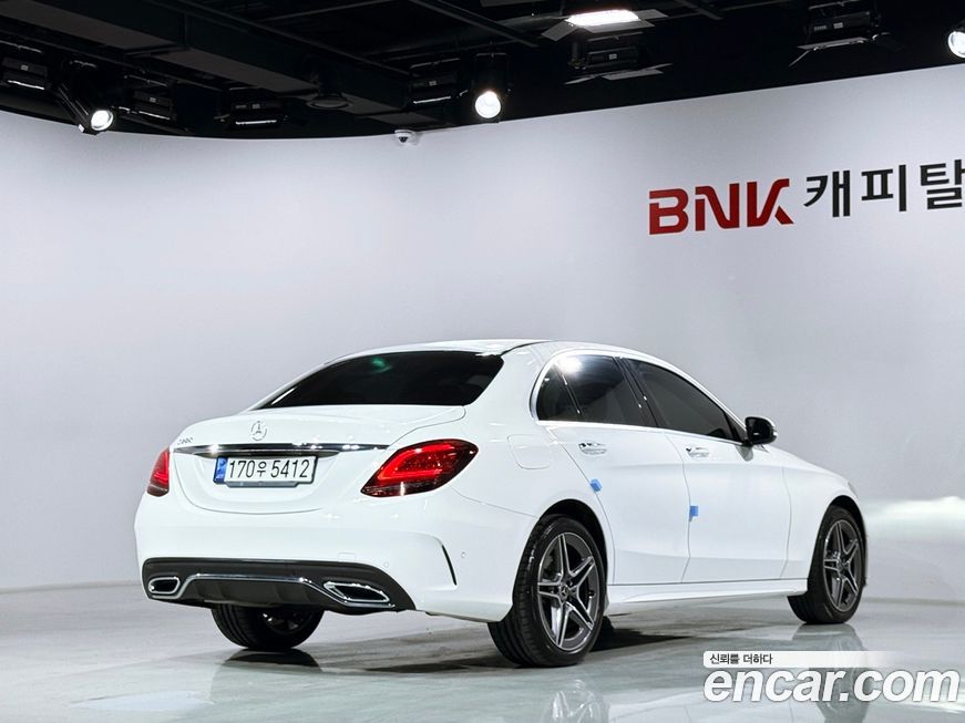 Mercedes-Benz C-Class 2021