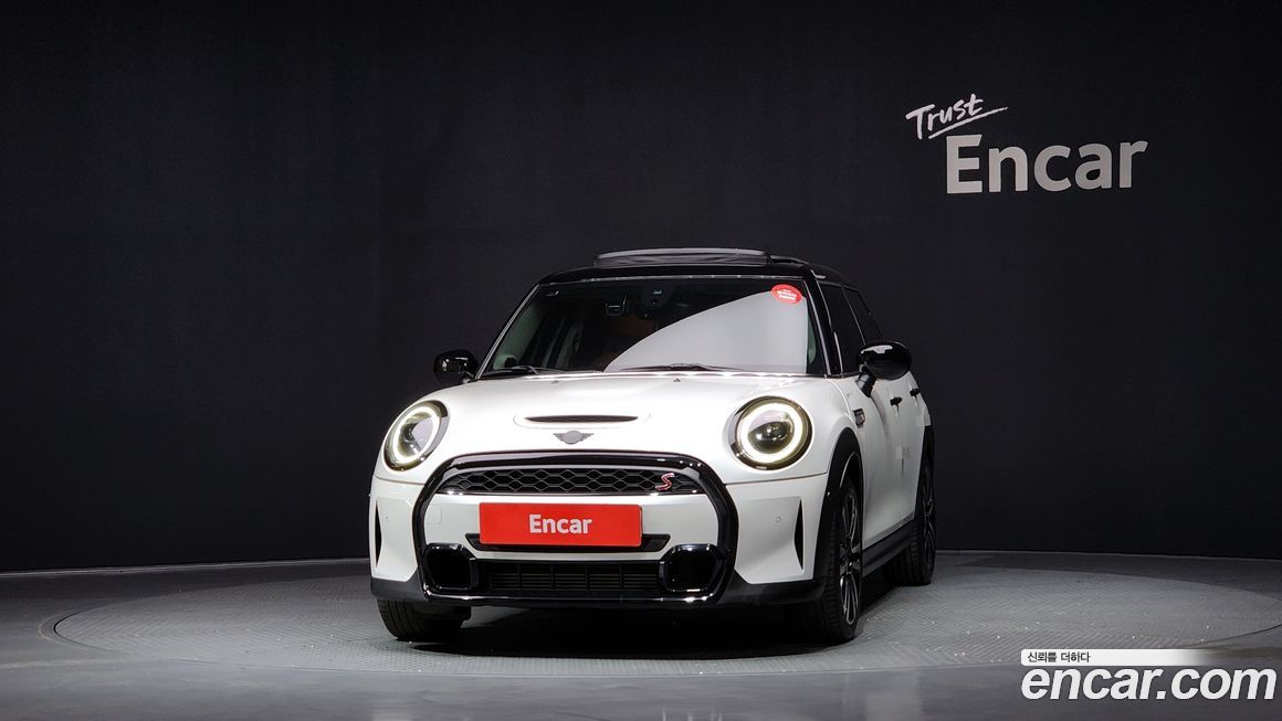 Mini Cooper 2024
